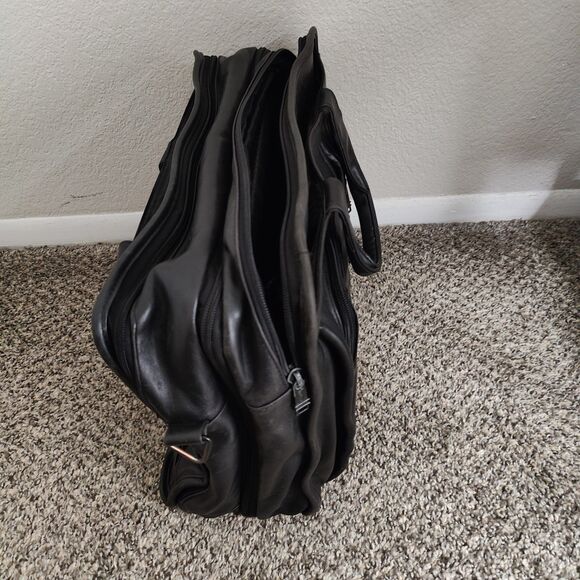 Tumi Alpha Tpass Black Expandable Leather Briefcase Carryon Bag Strap - Picture 11 of 15